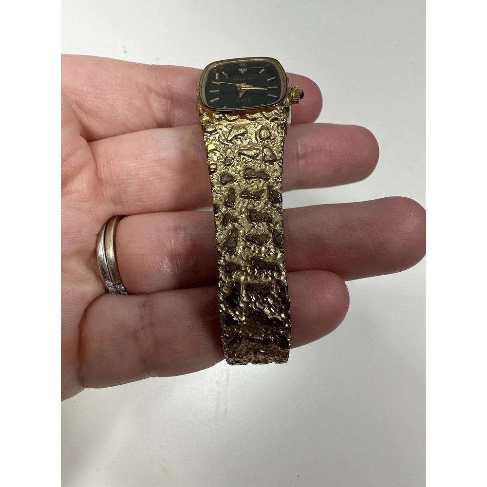 Geneva Gold Nugget Ladies Watch Stainless Steel FLG‎ Clasp 220566 Needs Battery
